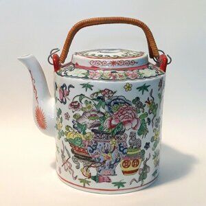 20th Century Rose Medallion Pattern Porcelain Teapot Macao Wrapped Handles Qing